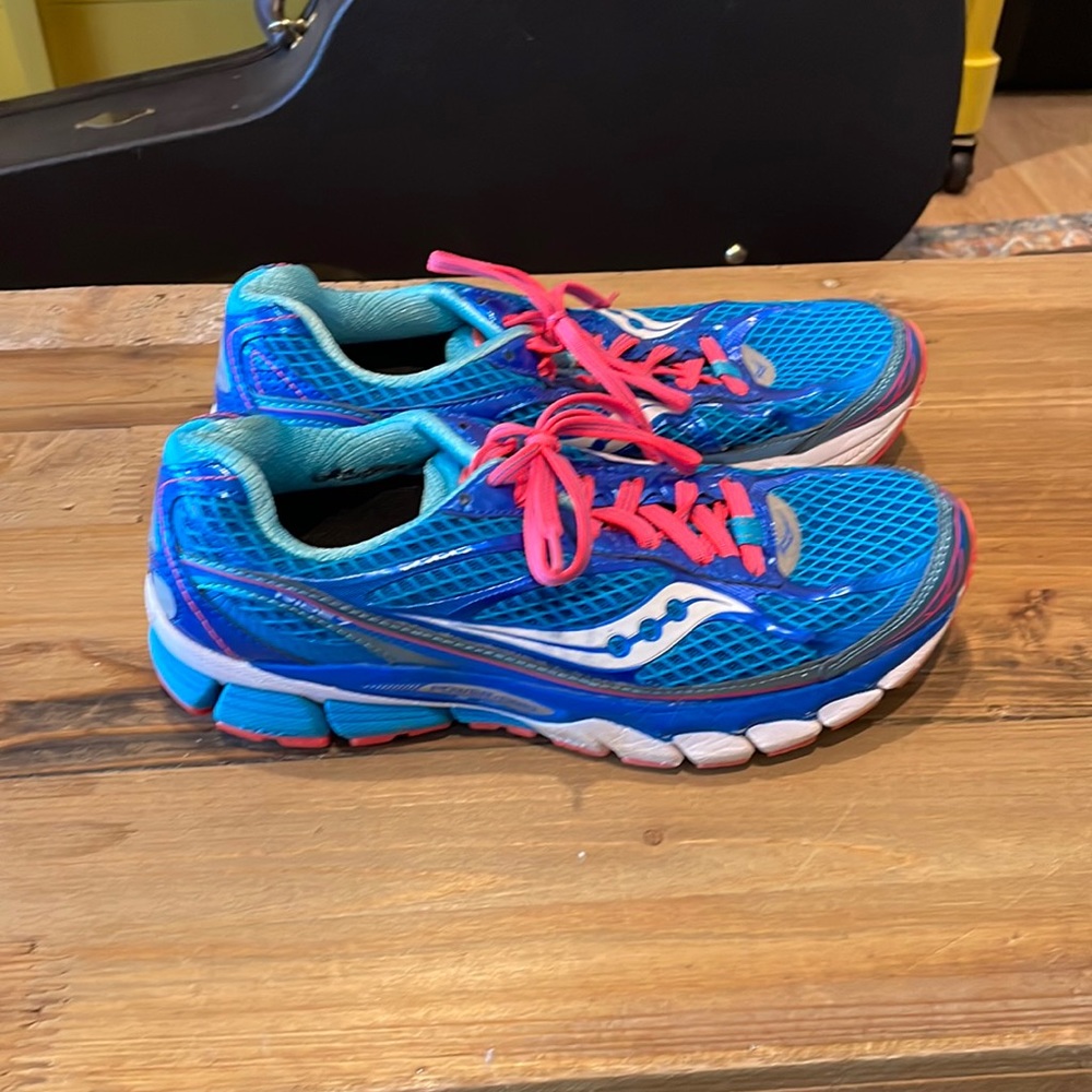 Saucony ride 7 running shoe